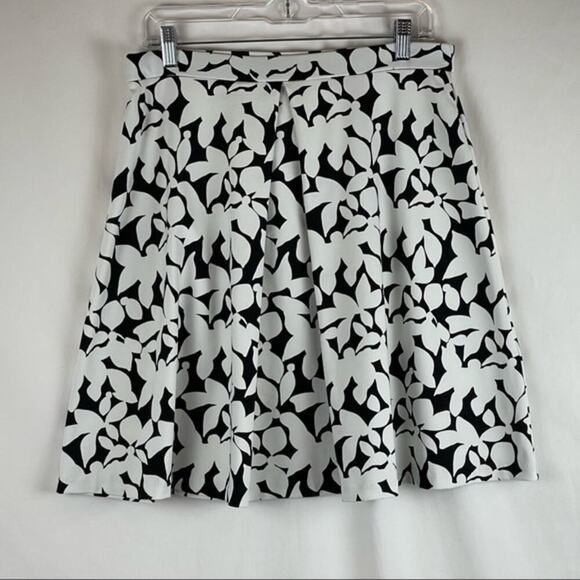 Cynthia Rowley Bold‎ Black & White Print Cottage Full Skirt NWOT Size M - Picture 3 of 10